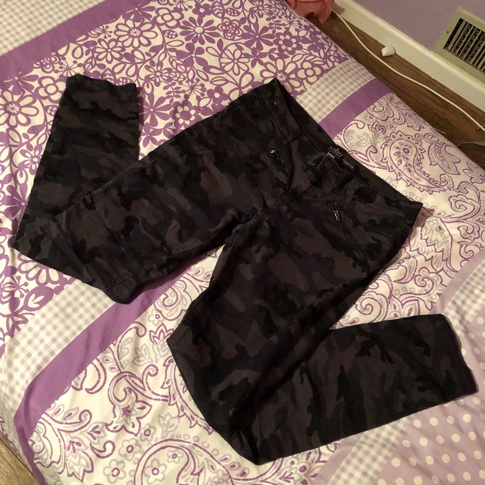 Camo NY & Company Jeans